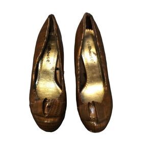 DOLL House Women Snakeskin With Bow On Toe Heel 7 1/2 Bronze Faux